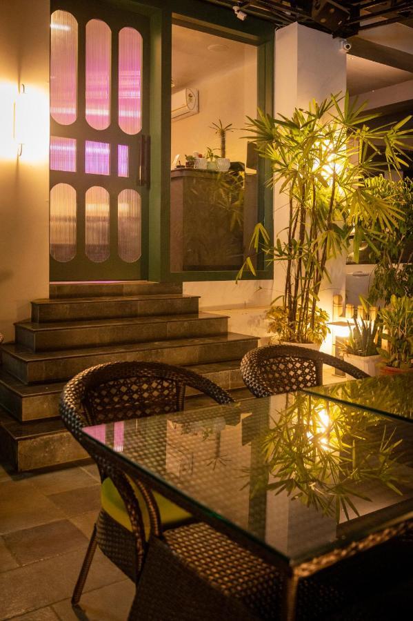 Gs Residency Hotell Guwahati Exteriör bild