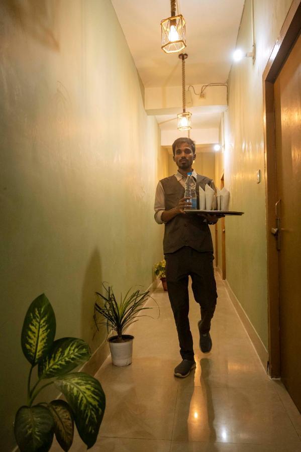 Gs Residency Hotell Guwahati Exteriör bild