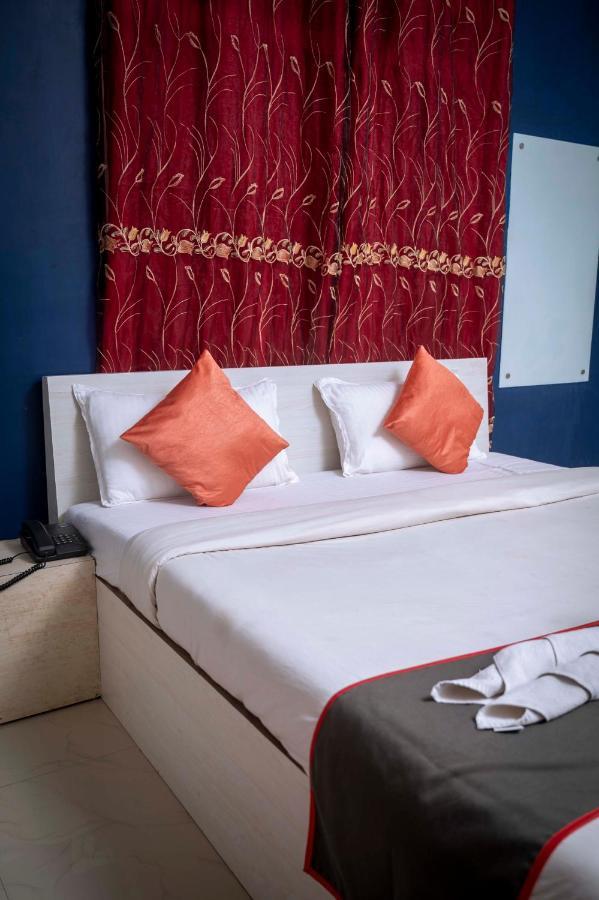 Gs Residency Hotell Guwahati Exteriör bild
